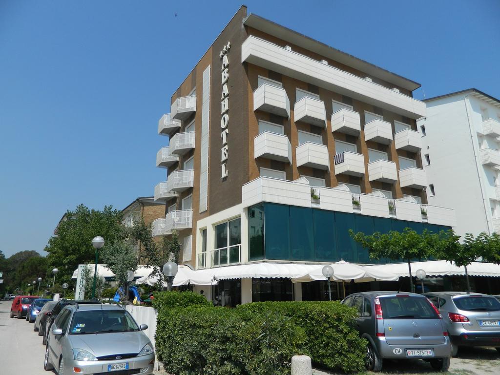 Abahotel 3*