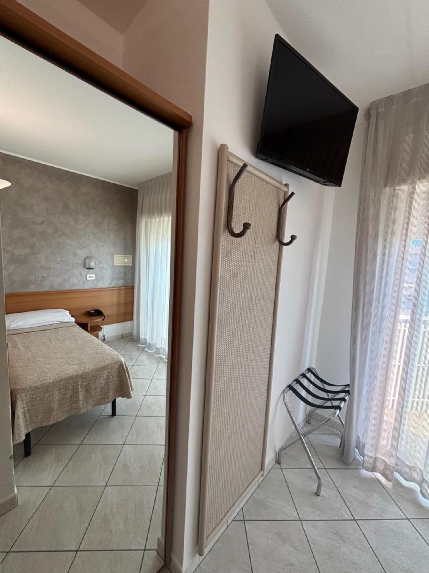 Abahotel Hotel 3*