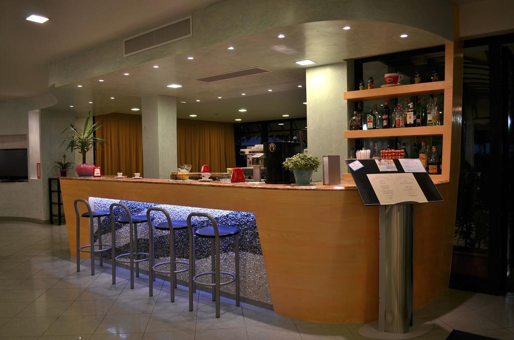 Abahotel Hotel 3*