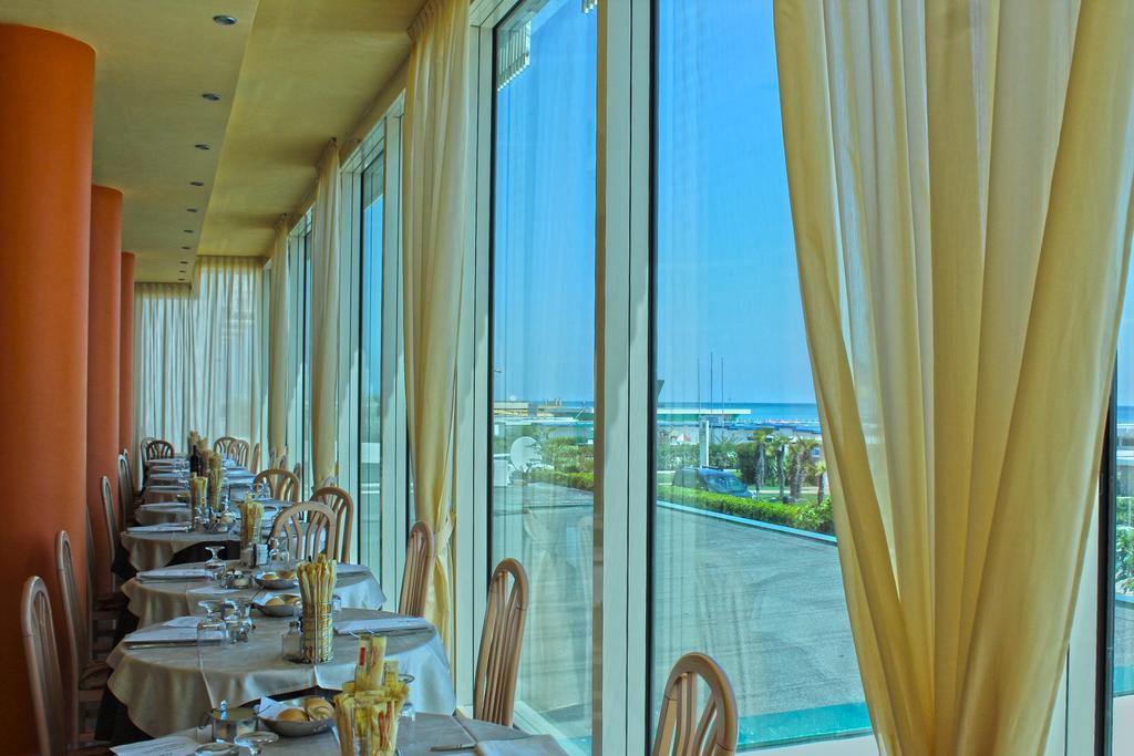 Abahotel Hotel 3*